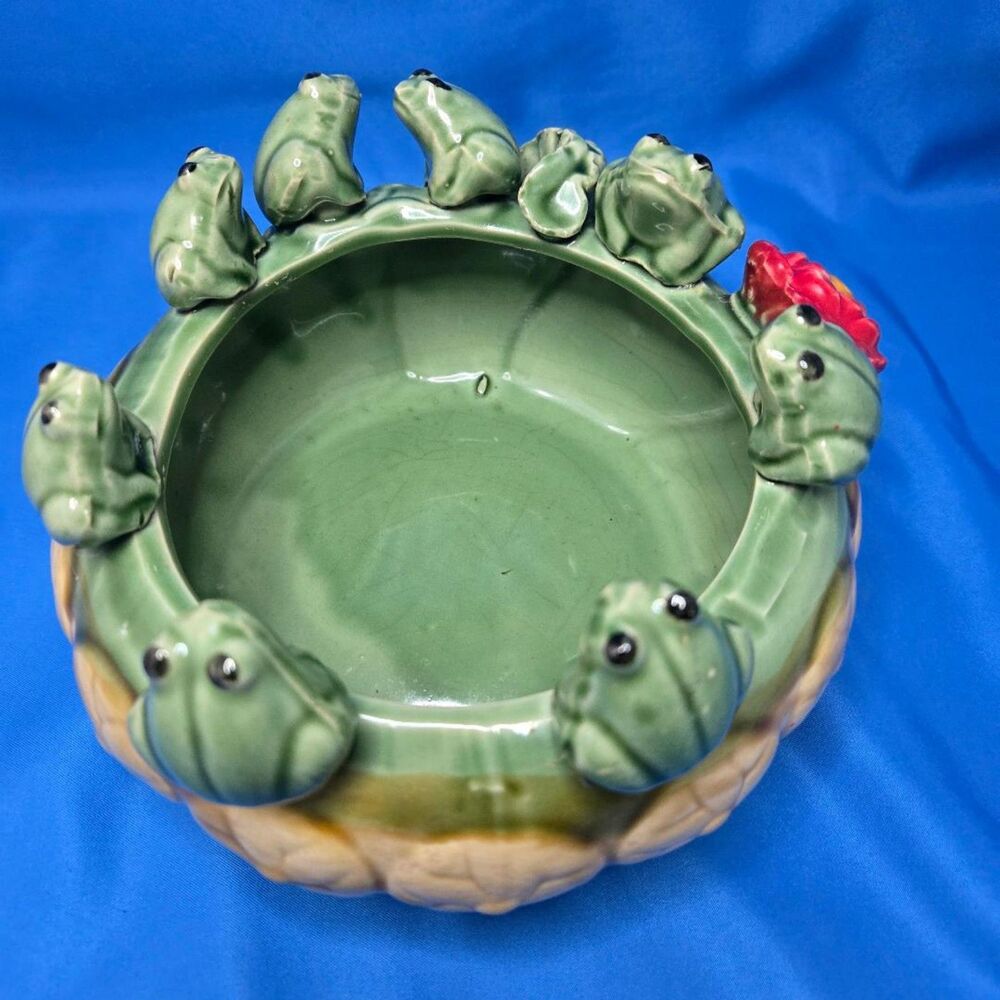 Ceramic Frog Planter Bowl Figurine Green Frogs with Red Flower Accent